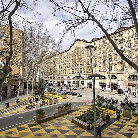 Habitat Parlament Balconies Barcelona